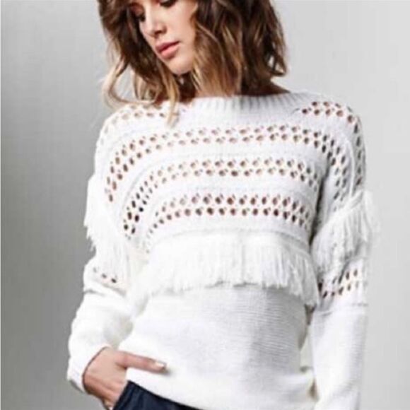 REVOLVE J.O.A. White Fringe Crewneck Long Sleeve Sweater Size Small - Picture 1 of 13